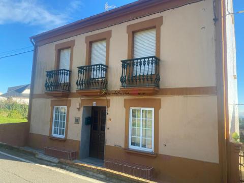 CASA EN MARTÍN CON VISTAS